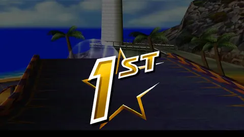 El gran rótulo dorado 1ST en la meta de la pista de playa.
